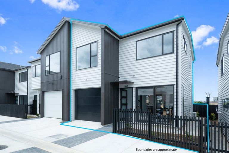 Photo of property in 7b Poto Street, Te Atatu South, Auckland, 0610