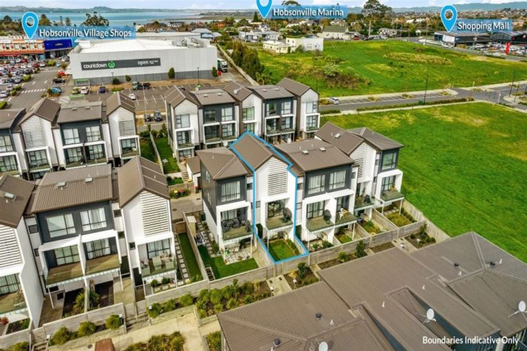 Photo of property in 13 Glenae Lane, Hobsonville, Auckland, 0618
