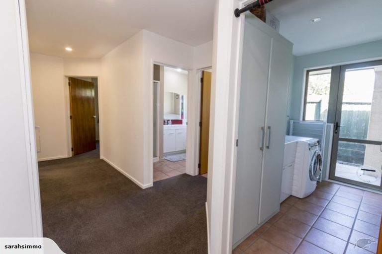 Photo of property in 2/69 Bowenvale Avenue, Cashmere, Christchurch, 8022