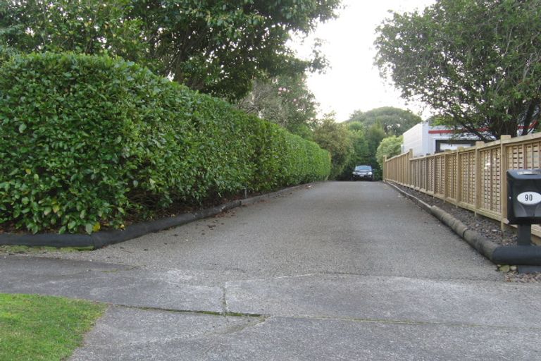 Photo of property in 90 Atawhai Road, Fitzherbert, Palmerston North, 4410