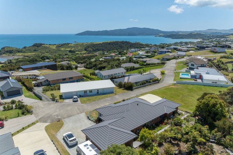 Photo of property in 31 Eagles Way, Cable Bay, 0420