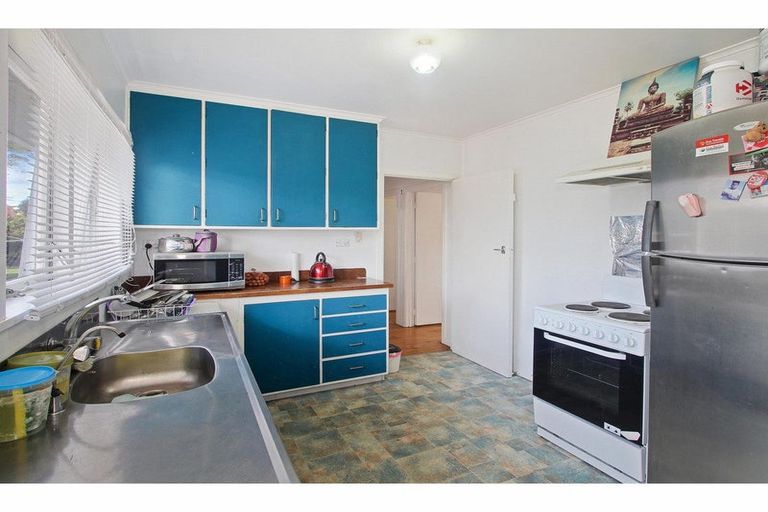 Photo of property in 5/17 Swanson Road, Henderson, Auckland, 0610