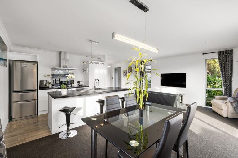 Photo of property in 10 Hayden Way, Welcome Bay, Tauranga, 3112