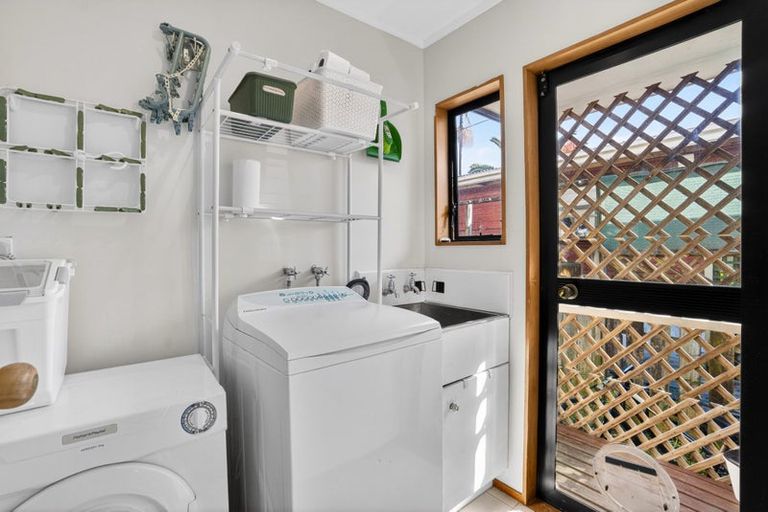 Photo of property in 2/164 Nile Road, Milford, Auckland, 0620