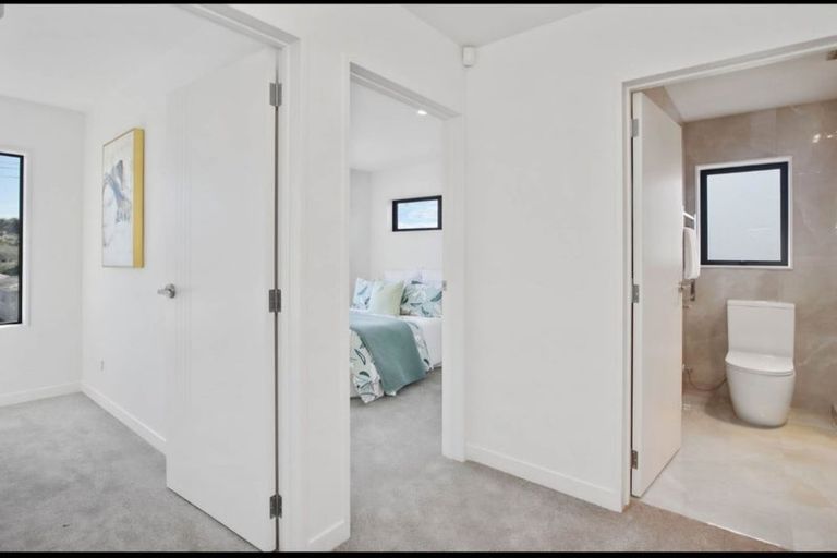 Photo of property in 1/15 Old Wairoa Road, Papakura, 2110