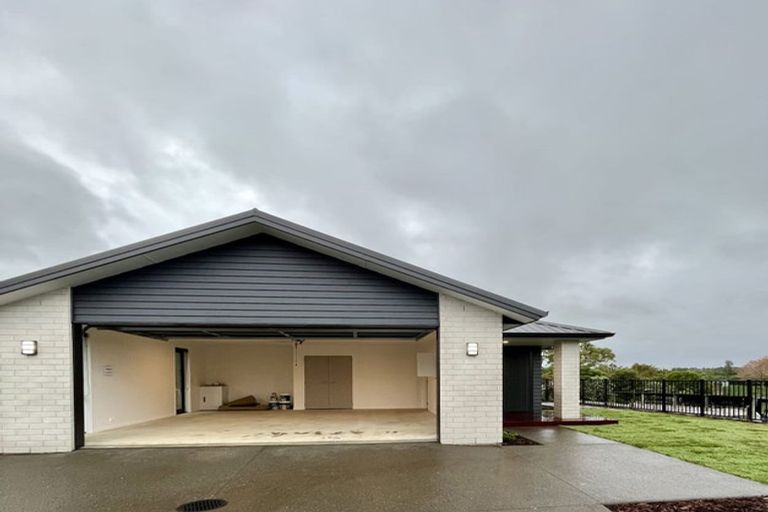 Photo of property in 69 Heartwood Avenue, Omokoroa, 3114