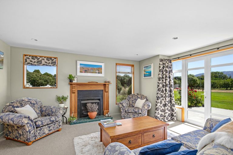 Photo of property in 190 Airport Road, Alexandra, 9391