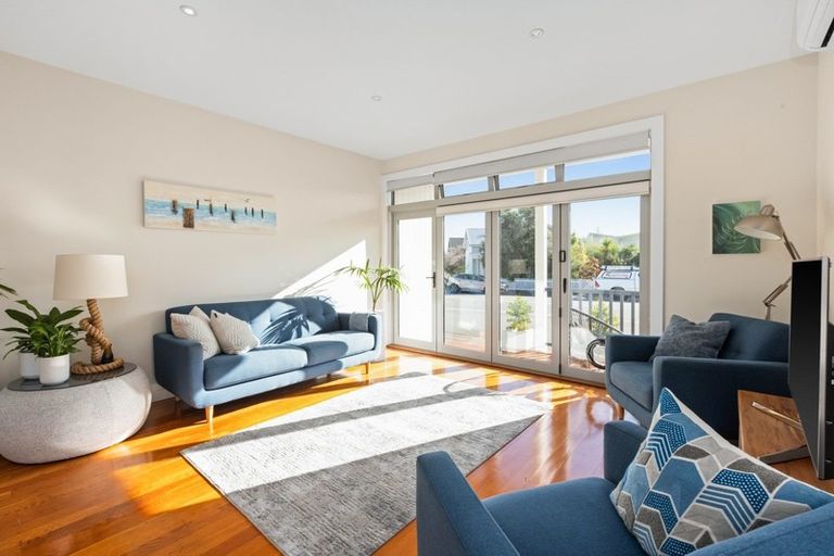 Photo of property in 12 Battery Road, Ahuriri, Napier, 4110