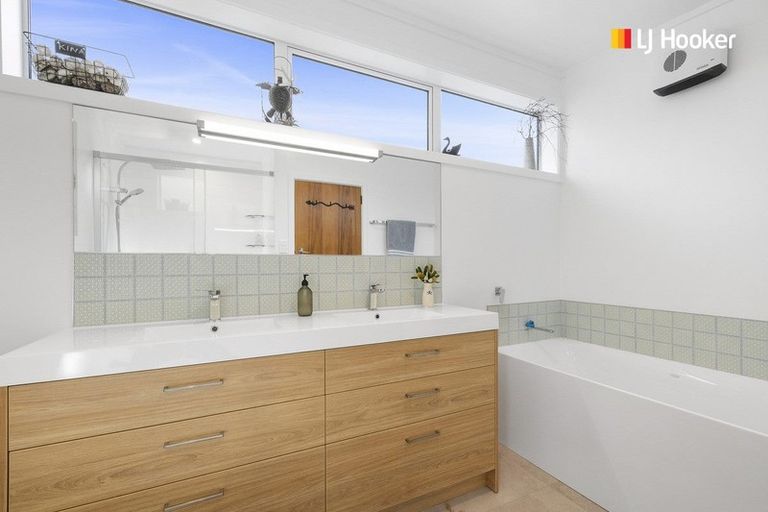 Photo of property in 4 Torr Street, Vauxhall, Dunedin, 9013