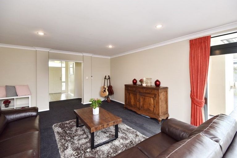 Photo of property in 11 Fishermans Rest, Waimairi Beach, Christchurch, 8083