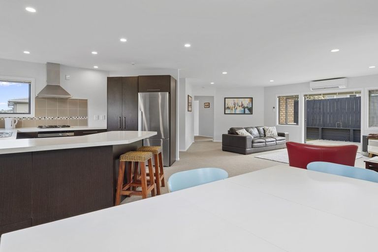 Photo of property in 1/29 Raines Avenue, Forrest Hill, Auckland, 0620