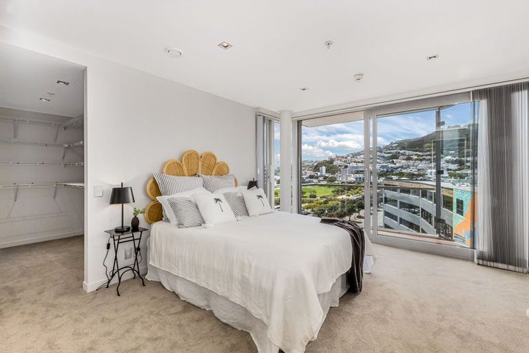 Photo of property in Piermont Apartments, 6f/82 Cable Street, Te Aro, Wellington, 6011