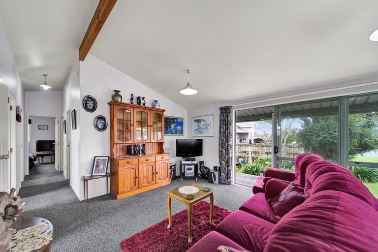 Photo of property in 16a Maire Street, Inglewood, 4330