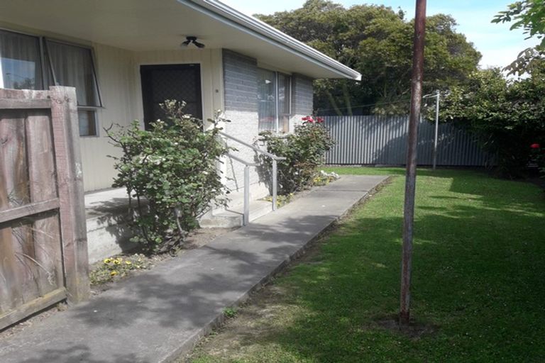 Photo of property in 702 Ferry Road, Woolston, Christchurch, 8023