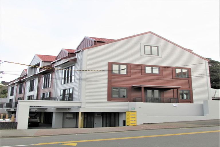 Photo of property in 143-145 Ghuznee Street, Te Aro, Wellington, 6011