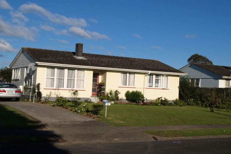 Photo of property in 18 Mayflower Close, Mangere East, Auckland, 2024