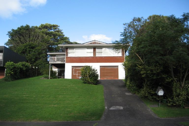 Photo of property in 6 Gerwyn Place, Pakuranga Heights, Auckland, 2010