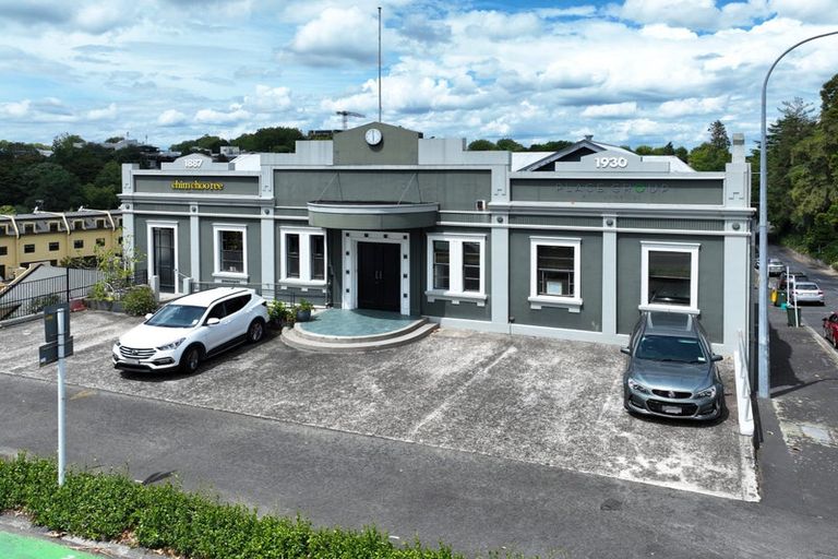 Photo of property in 14 Anzac Parade, Hamilton Central, Hamilton, 3204