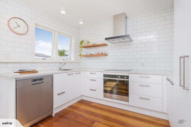 Photo of property in 148 Wellington Street, Howick, Auckland, 2014