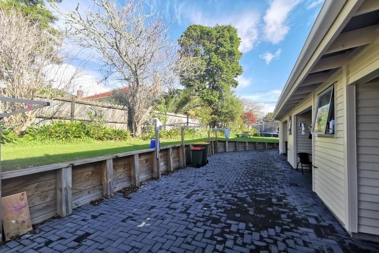 Photo of property in 4/41a Tramway Road, Beach Haven, Auckland, 0626