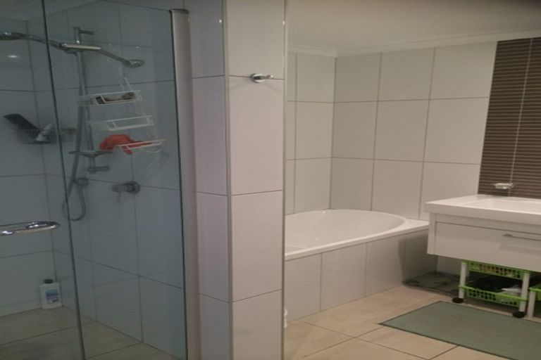 Photo of property in Bellagio Apartments, 6c/39 Taranaki Street, Te Aro, Wellington, 6011