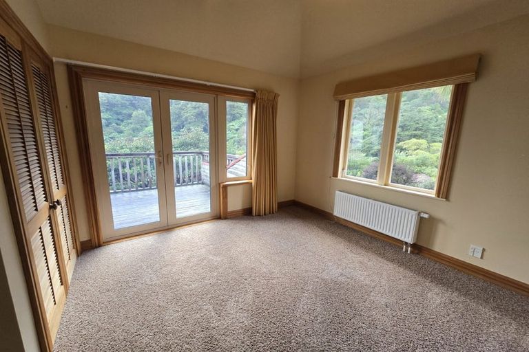 Photo of property in 34 Moana Road, Days Bay, Lower Hutt, 5013