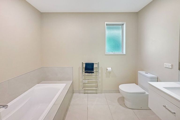 Photo of property in 86a Centaurus Road, Huntsbury, Christchurch, 8022