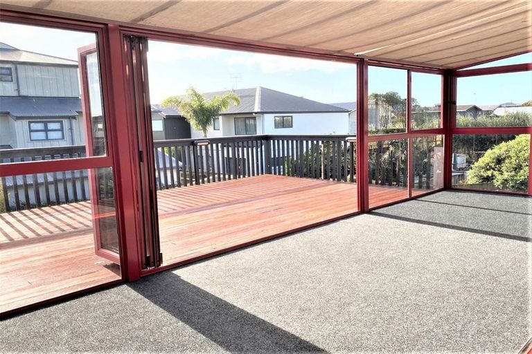 Photo of property in 23b Simpson Road, Papamoa Beach, Papamoa, 3118