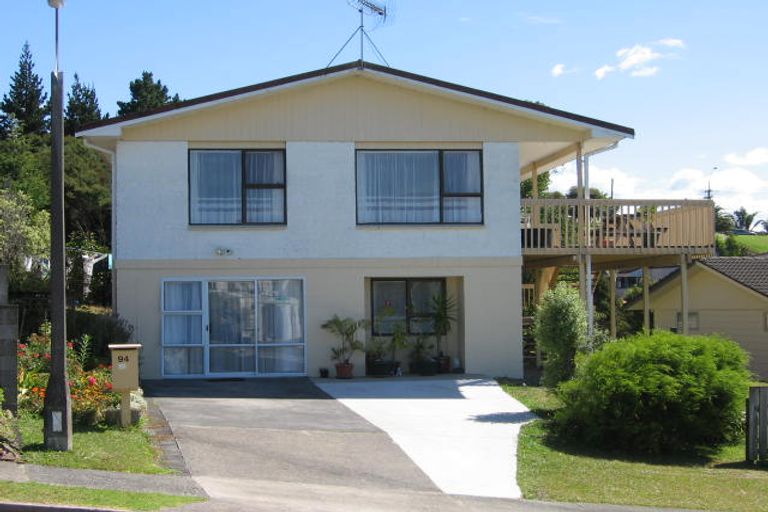 Photo of property in 94 Langana Avenue, Browns Bay, Auckland, 0630