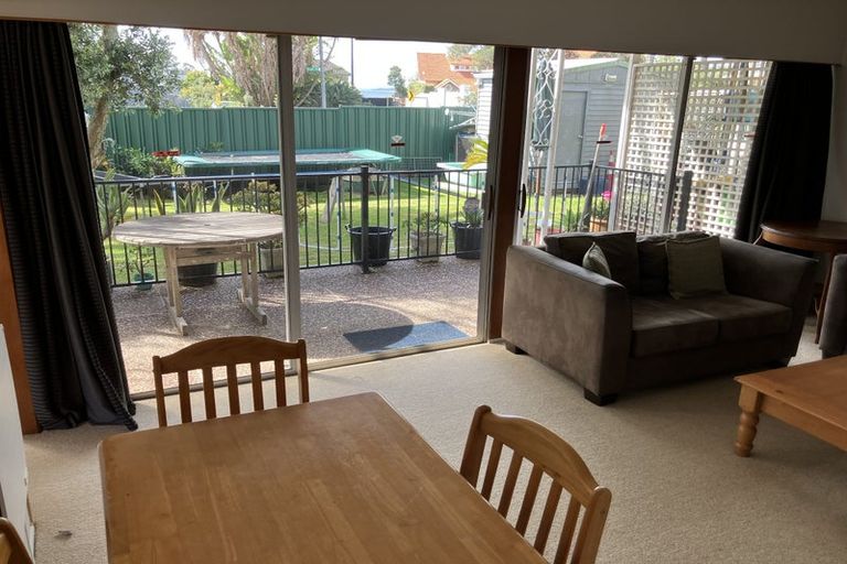 Photo of property in 1a Northumberland Avenue, Hauraki, Auckland, 0622