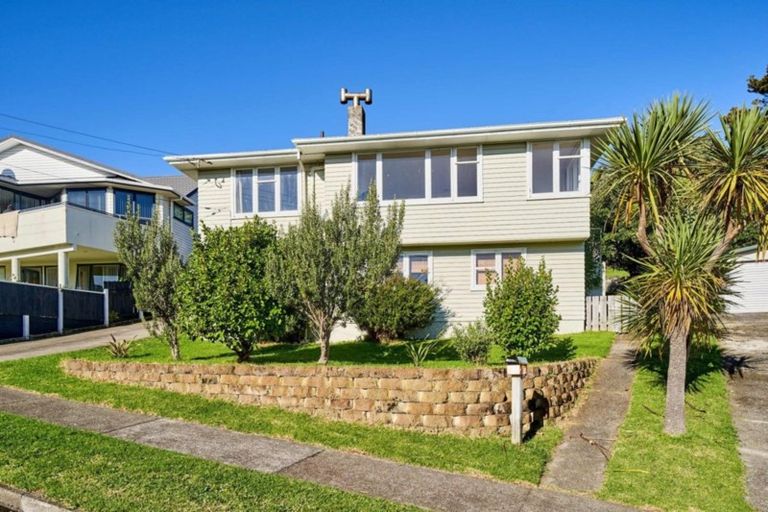 Photo of property in 153 Dimock Street, Titahi Bay, Porirua, 5022