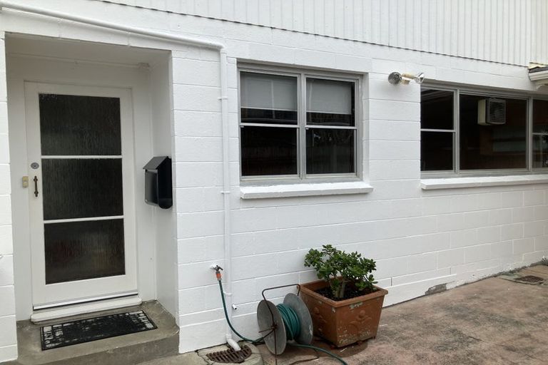 Photo of property in 1a Northumberland Avenue, Hauraki, Auckland, 0622