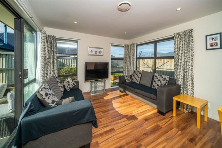 Photo of property in 32 Navy Loop, Rolleston, 7614