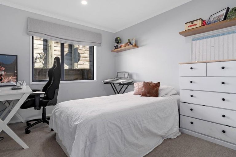 Photo of property in 74 Kinloch Way, Bethlehem, Tauranga, 3110