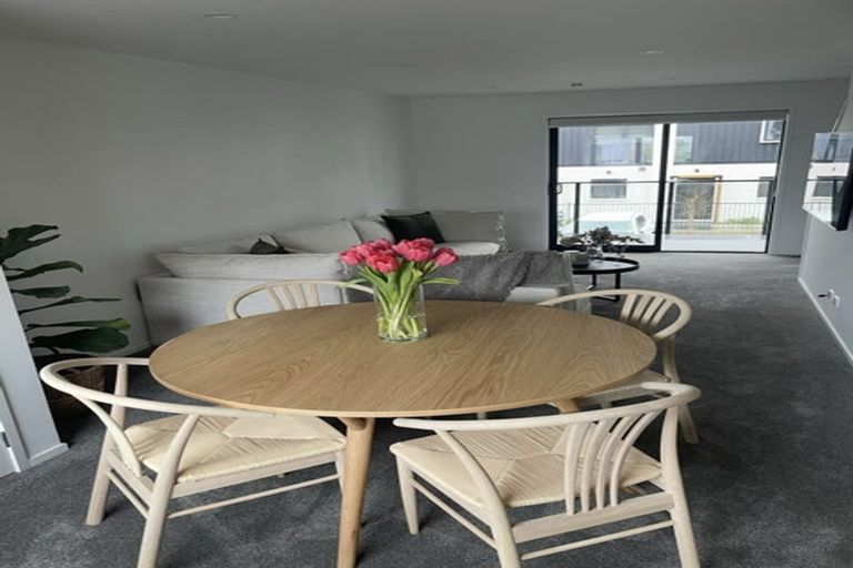 Photo of property in 5/61 Matipo Road, Te Atatu Peninsula, Auckland, 0610