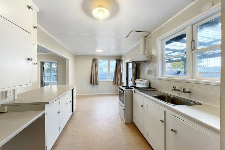 Photo of property in 3 Mersey Terrace, Roslyn, Palmerston North, 4414