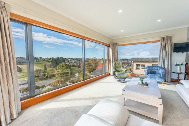 Photo of property in 18 Kitchener Square, Highfield, Timaru, 7910