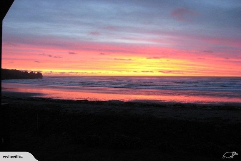 Photo of property in 3008 Coast Road, Barrytown, Runanga, 7873