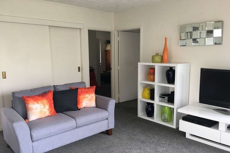 Photo of property in 10/1 Glen Road, Browns Bay, Auckland, 0630