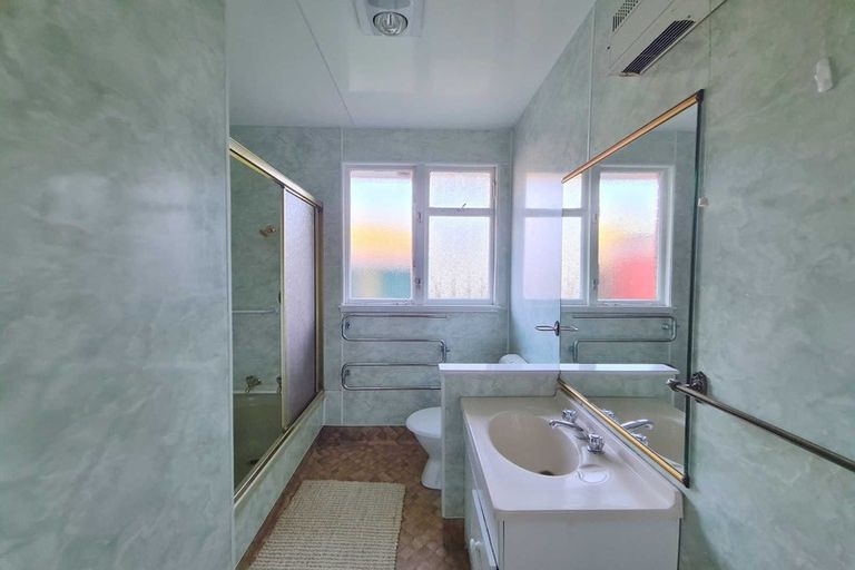 Photo of property in 55 Wakefield Avenue, Sumner, Christchurch, 8081