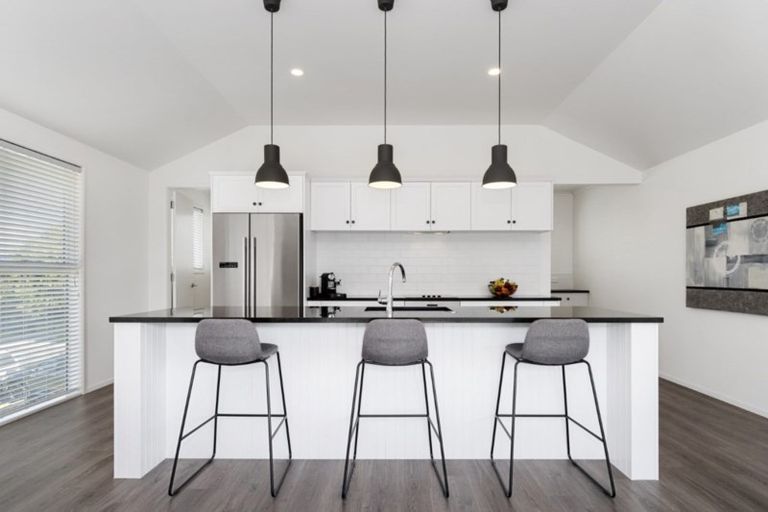 Photo of property in 379b Oceanbeach Road, Mount Maunganui, 3116