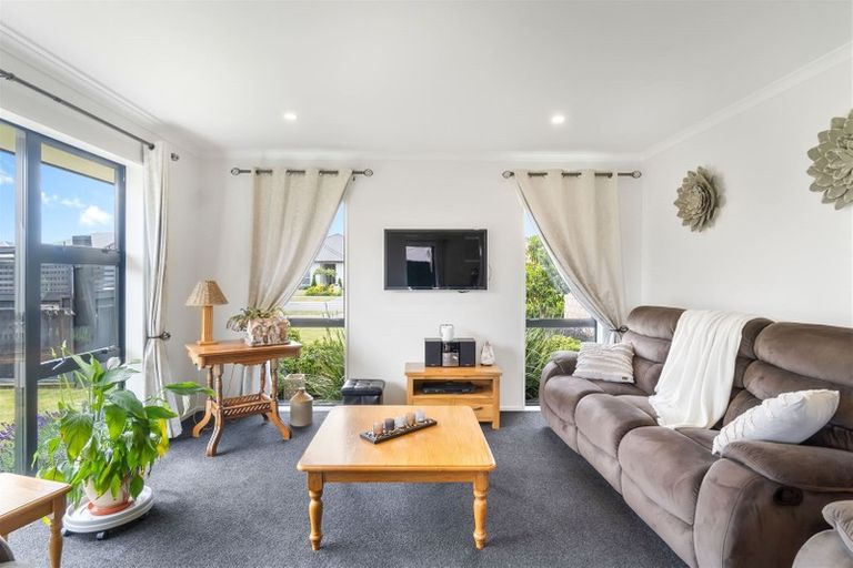 Photo of property in 7 Genoa Avenue, Rolleston, 7614