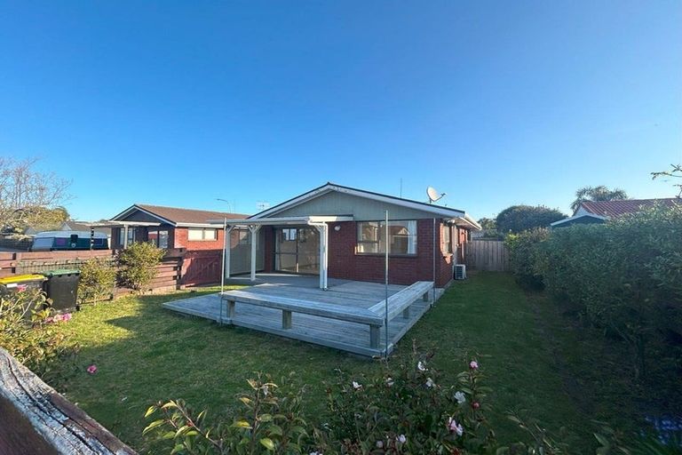 Photo of property in 1b Compton Place, Mount Maunganui, 3116