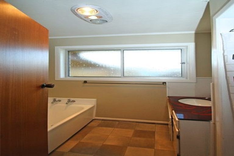 Photo of property in 28 Junction Road, Paeroa, 3600