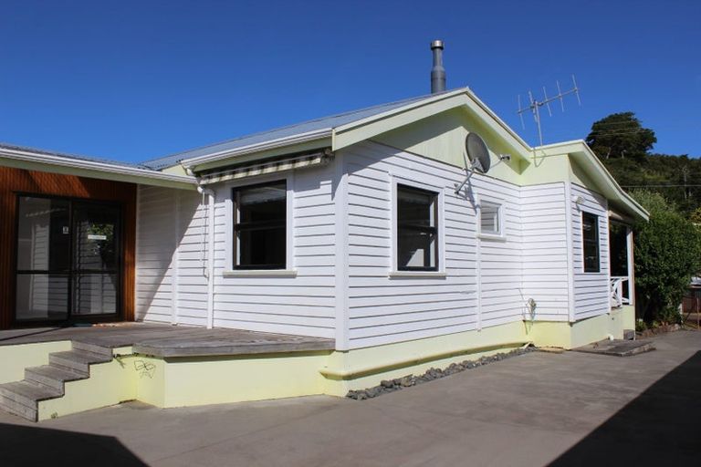 Photo of property in 10 Kopipi Crescent, Ngunguru, Whangarei, 0173