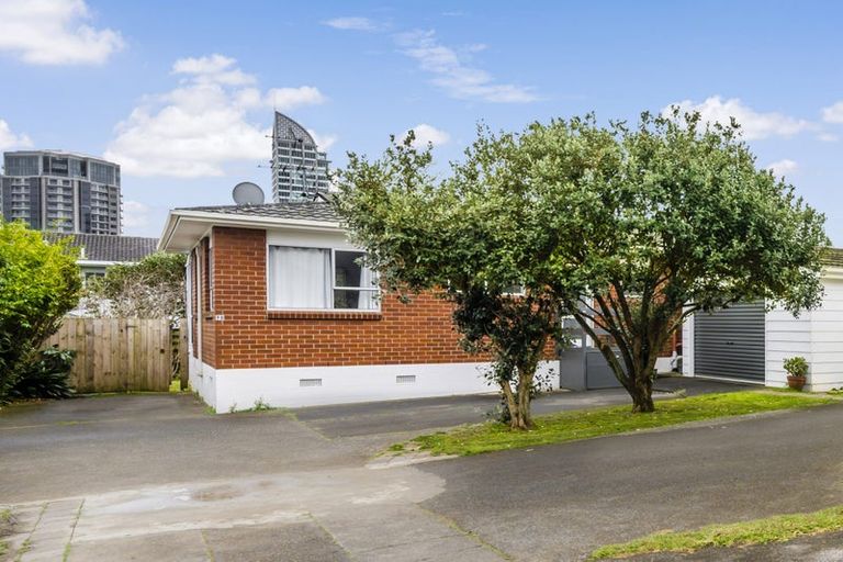 Photo of property in 1/9 Esmonde Road, Takapuna, Auckland, 0622