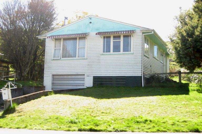 Photo of property in 5 Takahe Street, Taihape, 4720