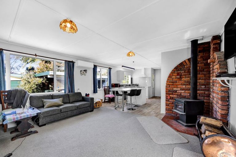 Photo of property in 35 Smith Street, Waverley, 4510