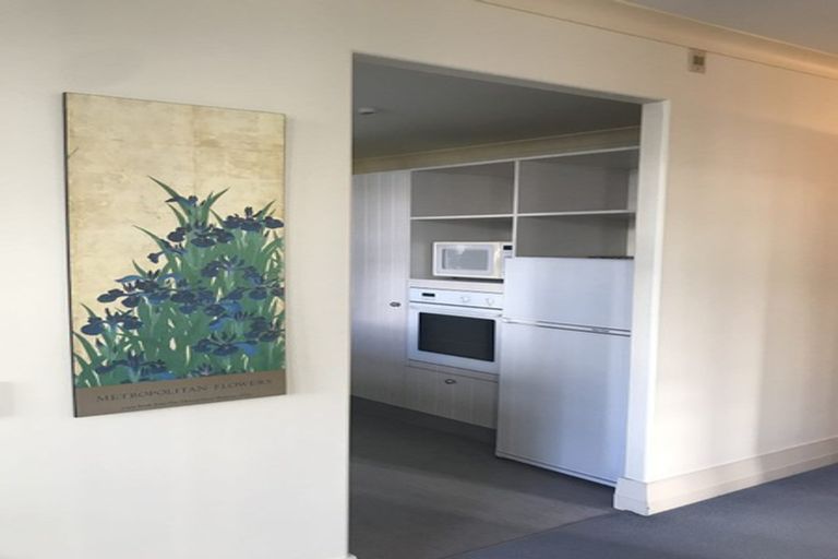 Photo of property in Kelvin House, 4c/16 The Terrace, Wellington Central, Wellington, 6011