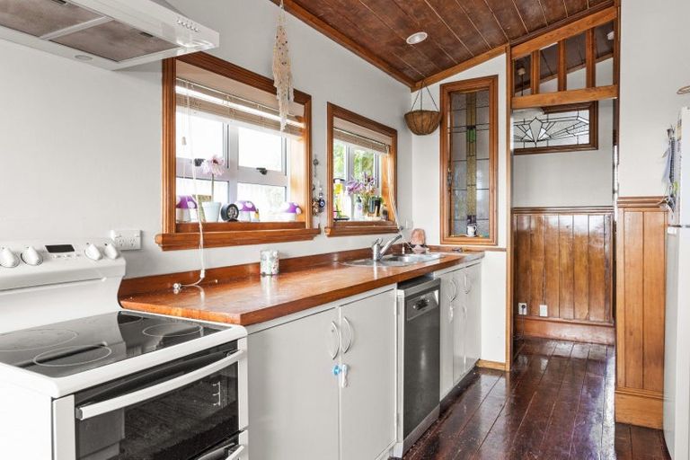 Photo of property in 653 Marine Parade, Napier South, Napier, 4110